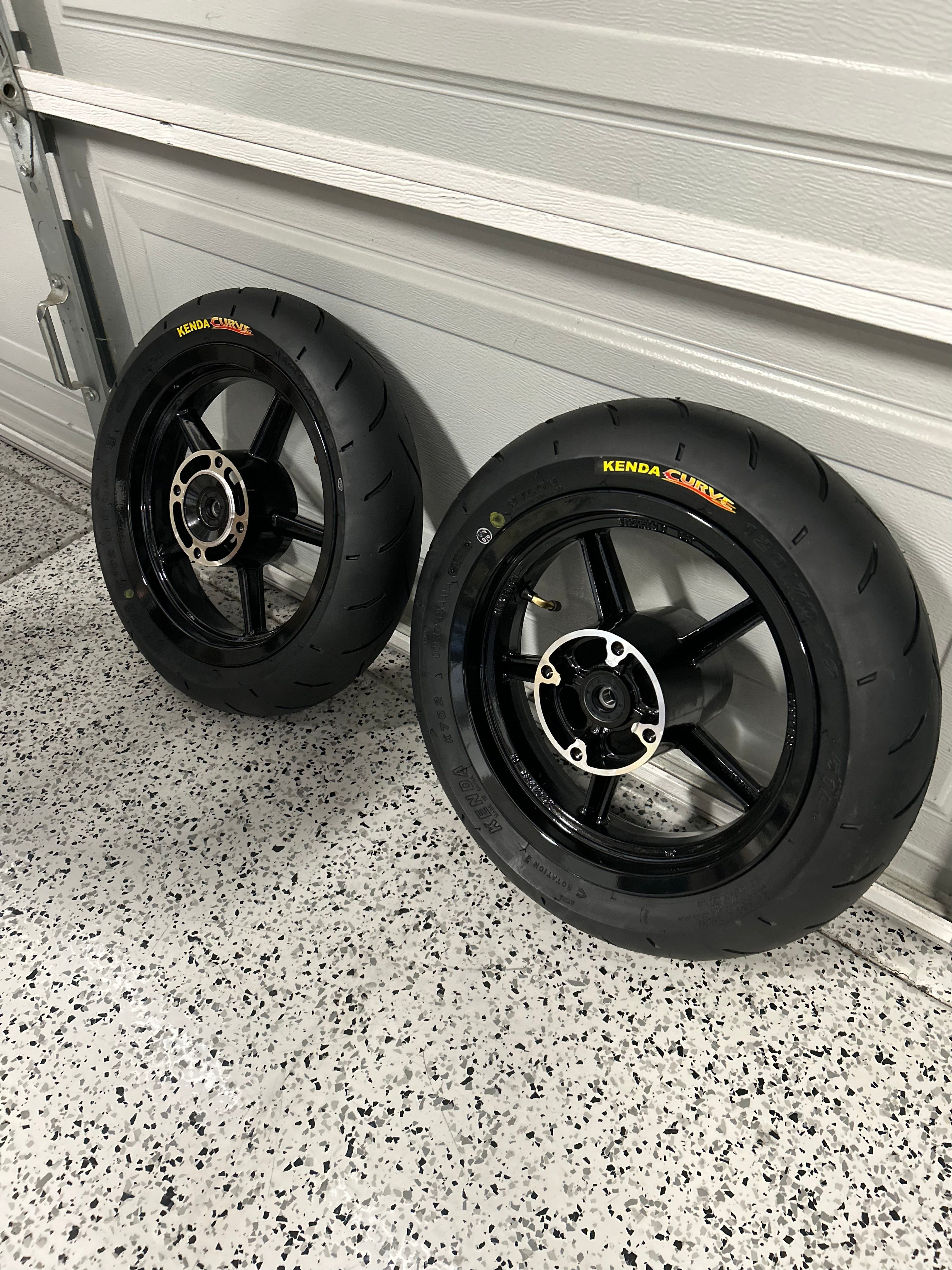 12” Supermoto Wheelset — Tuttio / Yozma