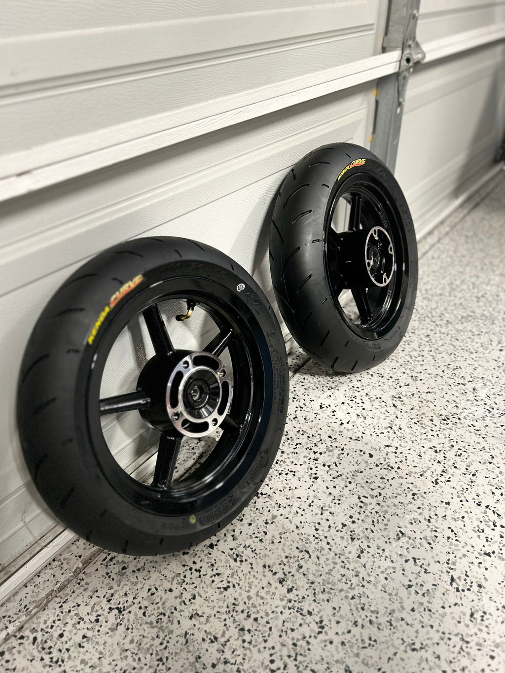 12” Supermoto Wheelset — Tuttio / Yozma